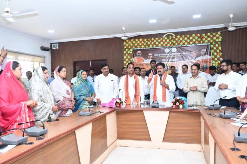 DEPUTY CM VIJAY