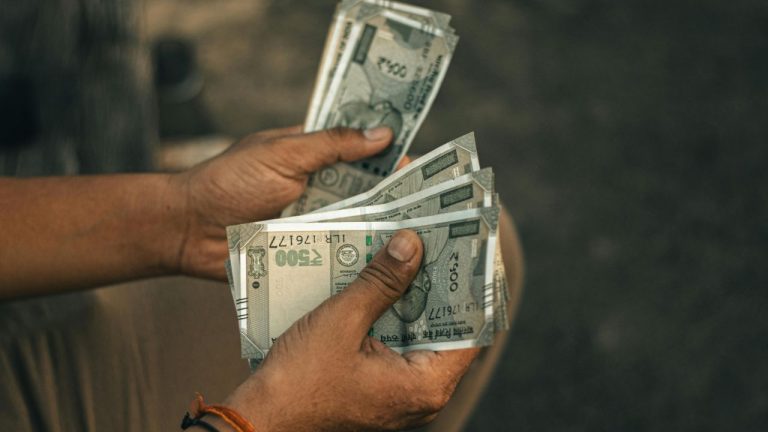 Money-768x432